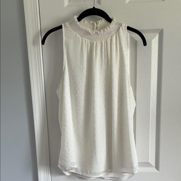 Daniel Rainn White Sleeveless Blouse - Picture 1 of 8